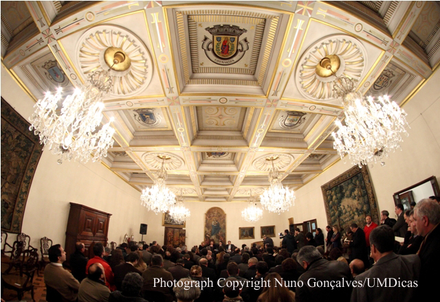 Thumbnail da galeria Apresentação do livro de José Mendes